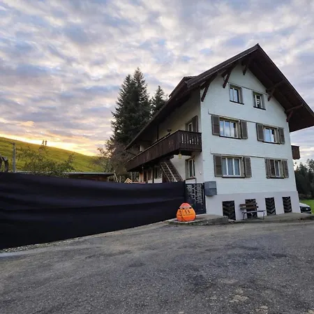 Gackernaestli Emmental Baerau