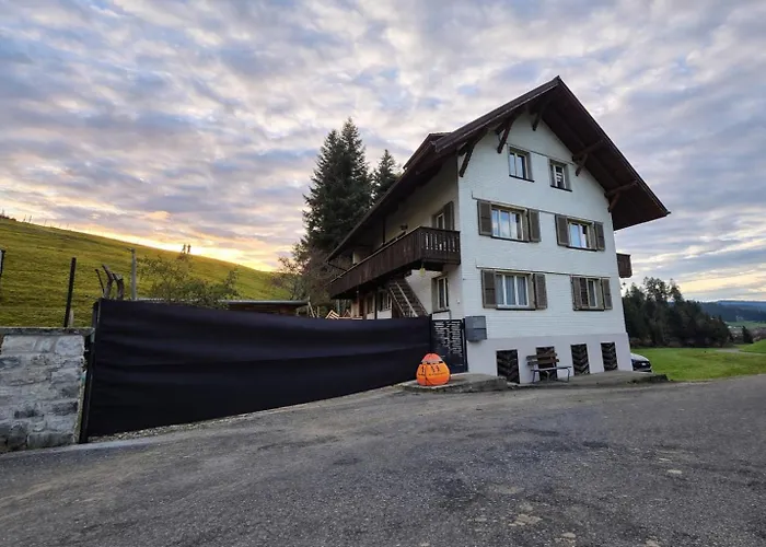 Gackernaestli Emmental Baerau